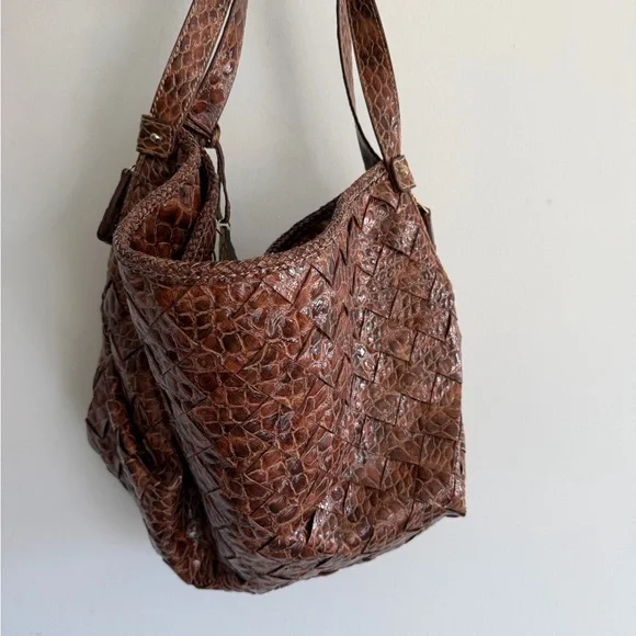 Y2K Jessica Simpson Brown Textured Tote with Butterfly Accent - Picture 5 of 5